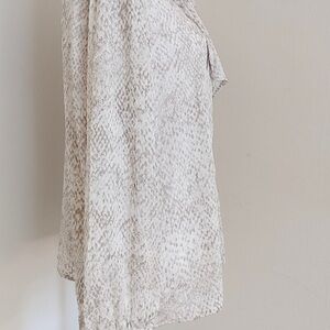 Avec Les Filles NWT Snakeskin Print Blouse